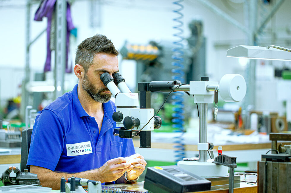 Microtec Germany Innovative Werkzeuge & Formenbau mit Erfahrung